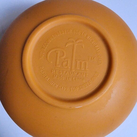 Palm Restaurant Melamine Nesting Measuring Cups Orange Set Of 3 - Picture 3 of 6